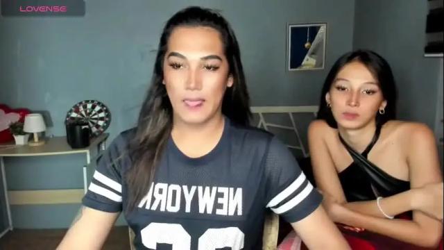Image 10 of diamond_foxy Stream on Chaturbate on 1 month ago