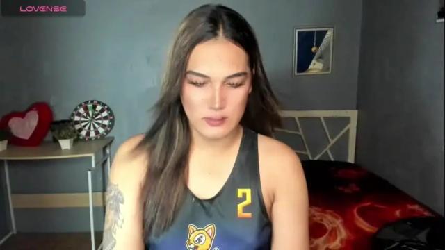 Image 3 of diamond_foxy Stream on Chaturbate on 15 days ago