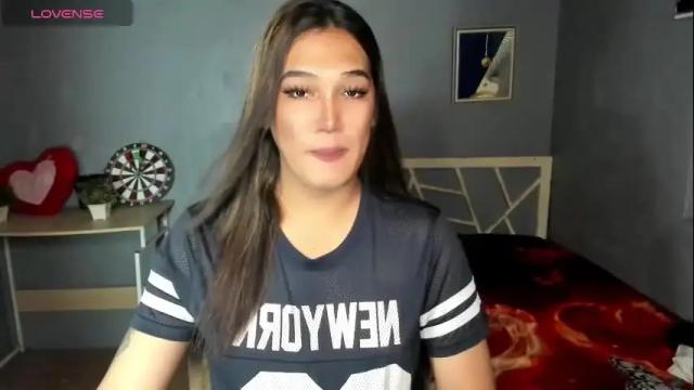 Image 6 of diamond_foxy Stream on Chaturbate on 12 days ago