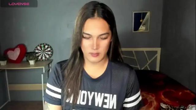 Image 10 of diamond_foxy Stream on Chaturbate on 11 days ago