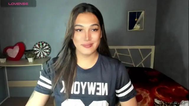 Image 3 of diamond_foxy Stream on Chaturbate on 11 days ago