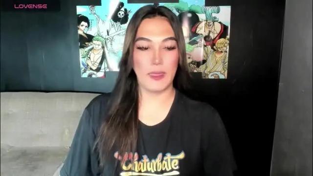 Image 12 of diamond_foxy Stream on Chaturbate on 3 months ago