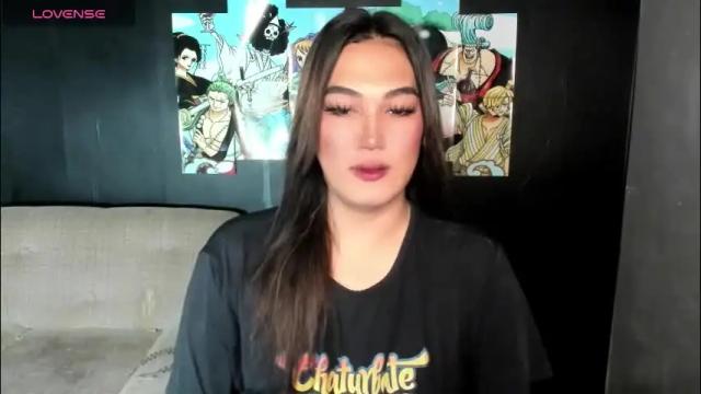 Image 8 of diamond_foxy Stream on Chaturbate on 3 months ago