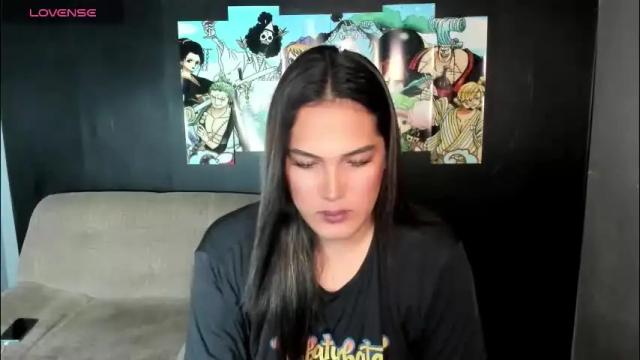 Image 10 of diamond_foxy Stream on Chaturbate on 1 month ago