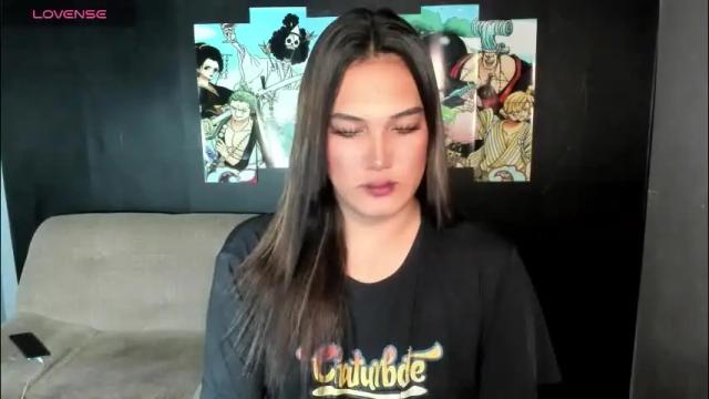 Image 3 of diamond_foxy Stream on Chaturbate on 1 month ago