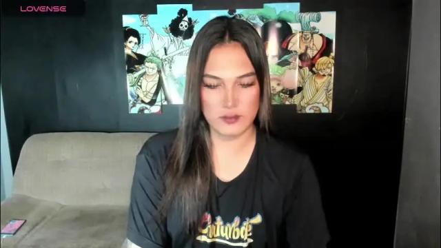 Image 7 of diamond_foxy Stream on Chaturbate on 1 month ago