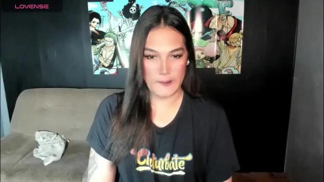 Image 4 of diamond_foxy Stream on Chaturbate on 1 month ago