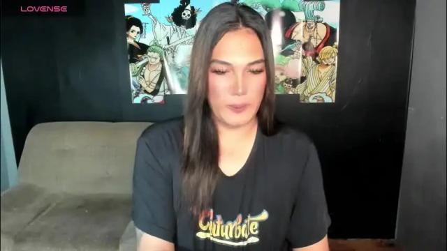 Image 6 of diamond_foxy Stream on Chaturbate on 1 month ago