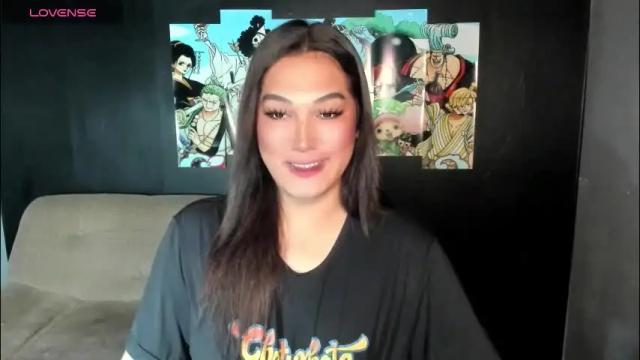 Image 2 of diamond_foxy Stream on Chaturbate on 20 days ago