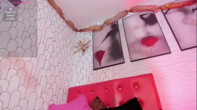 Image 2 of diamond_hot18 Stream on Chaturbate on 2 months ago