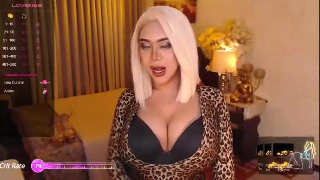 Image 12 of diamondfoxxx23 Stream on Chaturbate on 19 months ago