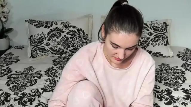 Image 10 of diamontjasmine Stream on Chaturbate on 20 months ago