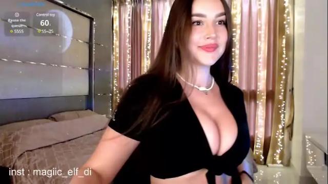 Image 2 of diana_elf Stream on Chaturbate on 8 months ago