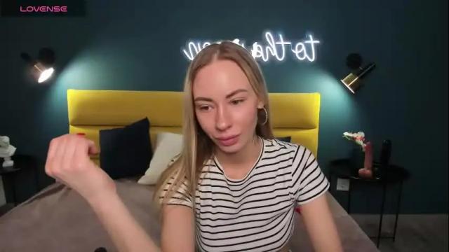 Image 2 of diana_garrett Stream on Chaturbate on 1 month ago