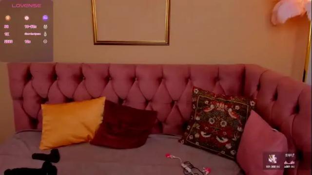 Image 12 of diana_garrett Stream on Chaturbate on 24 days ago