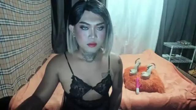 Image 2 of diana_hugex Stream on Chaturbate on 4 months ago