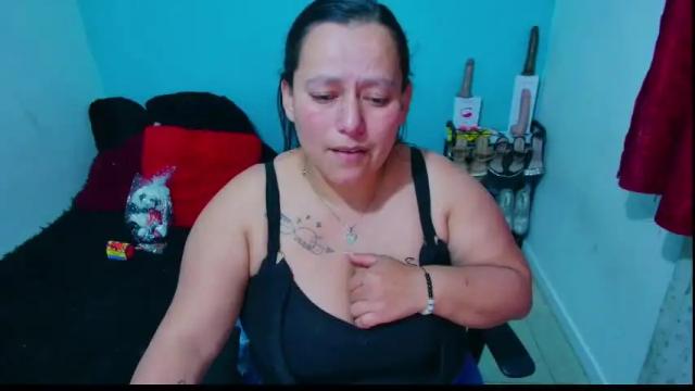 Image 4 of diana_lozano Stream on Chaturbate on 1 month ago