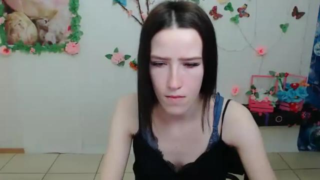 Image 2 of diana_magic_ Stream on Chaturbate on 16 months ago