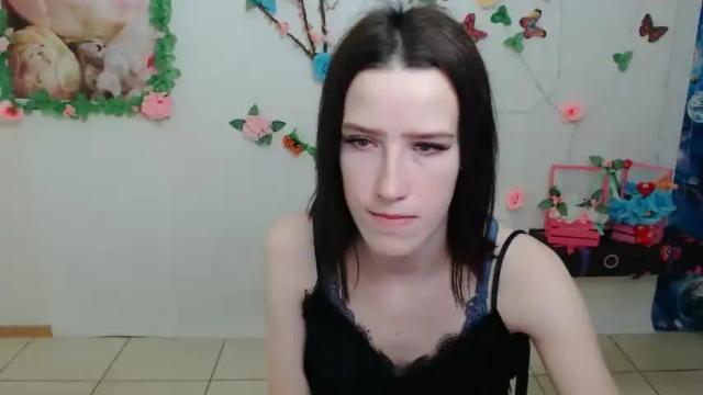 Image 3 of diana_magic_ Stream on Chaturbate on 16 months ago