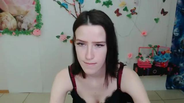 Image 2 of diana_magic_ Stream on Chaturbate on 16 months ago