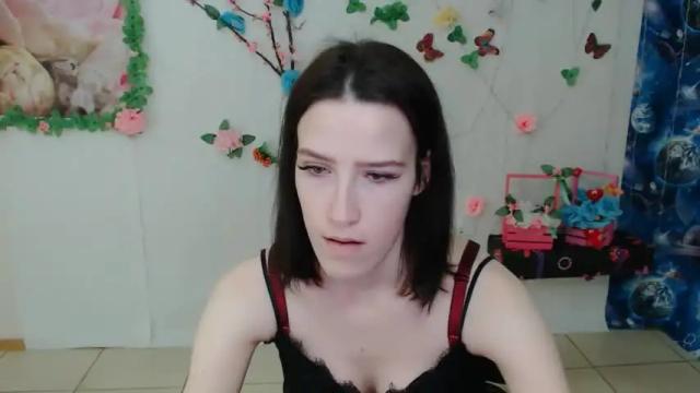 Image 4 of diana_magic_ Stream on Chaturbate on 16 months ago