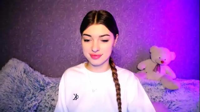 Image 3 of dianaa_lee Stream on Chaturbate on 28 days ago