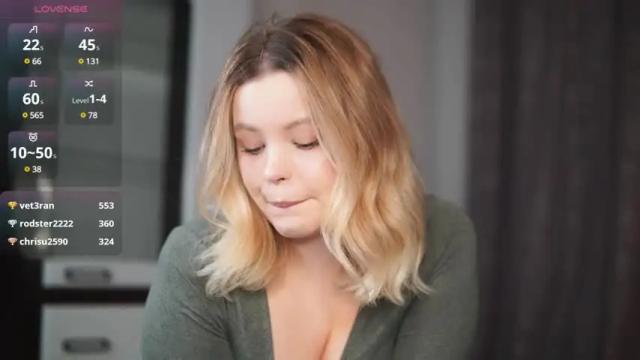 Image 11 of dianaholiday Stream on Chaturbate on 1 month ago