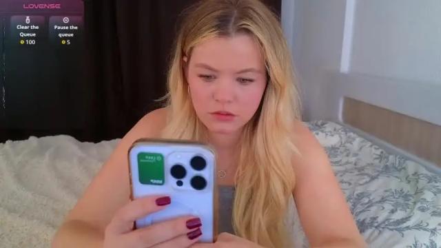 Thumbnail 1, dianaholiday's Stream at Chaturbate, 2 months ago