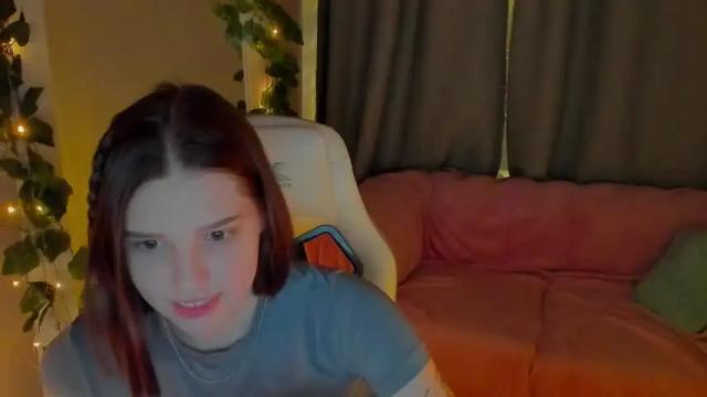 Image 12 of dianakitti Stream on Chaturbate on 23 months ago