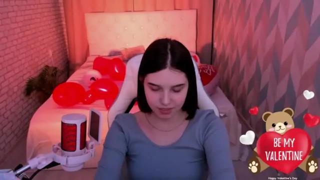 Image 8 of dianakitti Stream on Chaturbate on 14 months ago