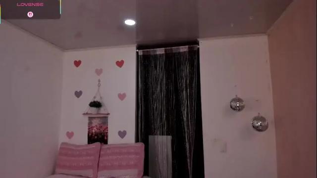 Image 4 of dianaowenns Stream on Chaturbate on 26 days ago