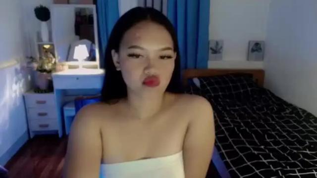 Image 12 of dianna_rose Stream on Chaturbate on 19 months ago