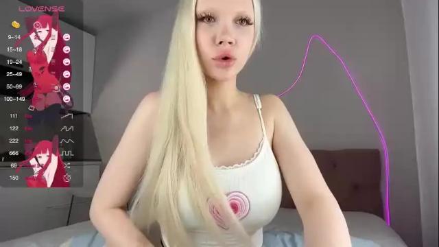 Image 12 of diaqua Stream on Chaturbate on 17 days ago