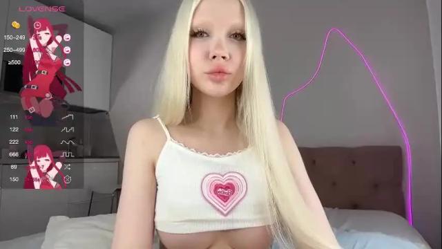 Image 4 of diaqua Stream on Chaturbate on 17 days ago