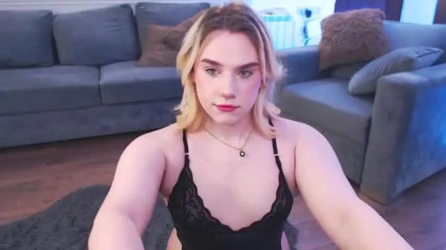 Image 2 of diarissa Stream on Chaturbate on 18 months ago