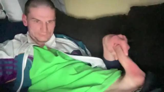 Image 10 of dickabitchdown Stream on Chaturbate on 24 months ago