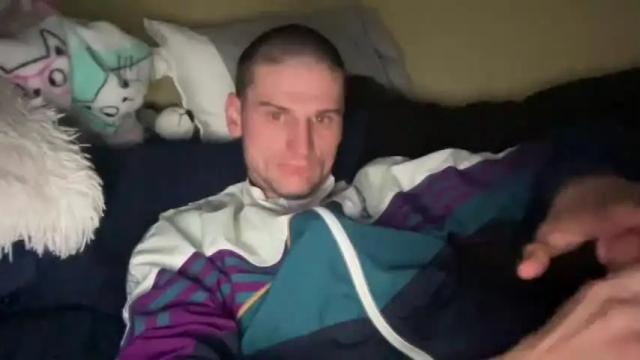 Image 4 of dickabitchdown Stream on Chaturbate on 24 months ago