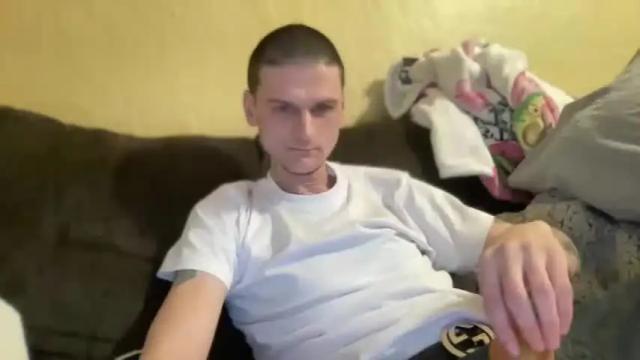 Image 2 of dickabitchdown Stream on Chaturbate on 23 months ago