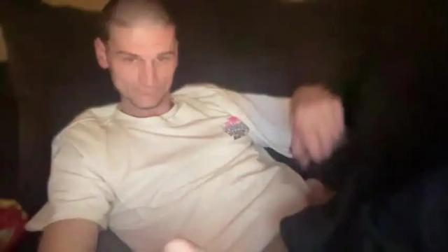 Image 6 of dickabitchdown Stream on Chaturbate on 22 months ago