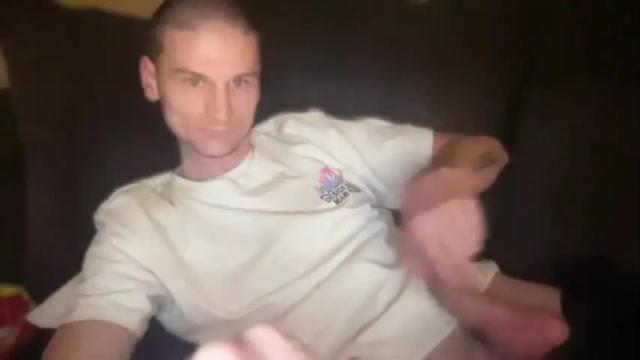 Image 8 of dickabitchdown Stream on Chaturbate on 22 months ago