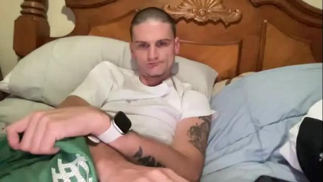 Image 6 of dickabitchdown Stream on Chaturbate on 5 months ago