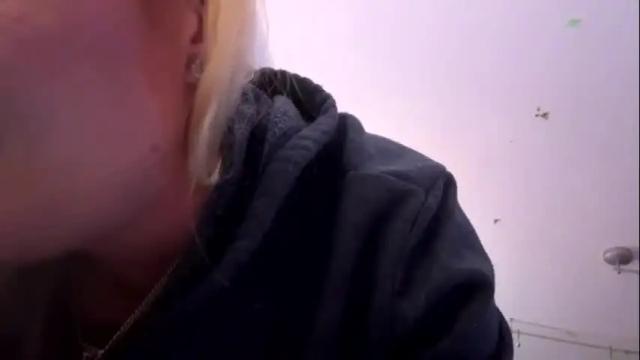 Image 4 of dickeddownsouth Stream on Chaturbate on 2 months ago
