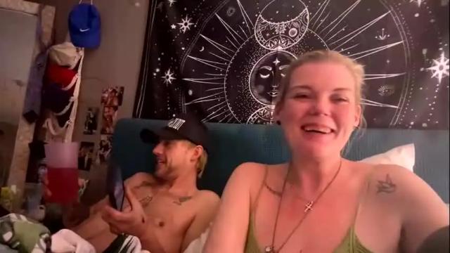 Image 7 of dickeddownsouth Stream on Chaturbate on 2 months ago