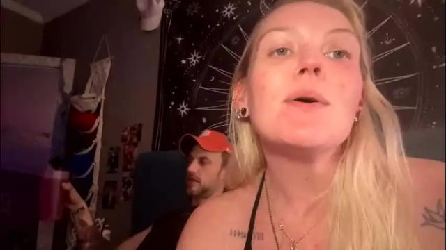 Image 10 of dickeddownsouth Stream on Chaturbate on 1 month ago