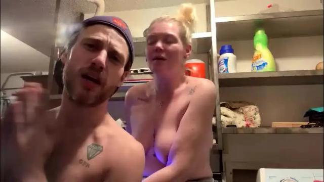 Image 4 of dickeddownsouth Stream on Chaturbate on 1 month ago