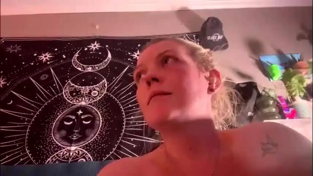 Image 4 of dickeddownsouth Stream on Chaturbate on 1 month ago