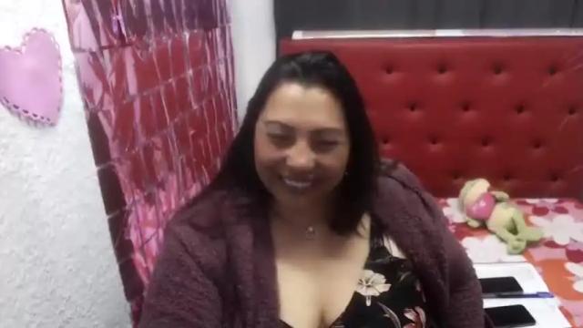 Image 4 of dihayara Stream on Chaturbate on 22 months ago