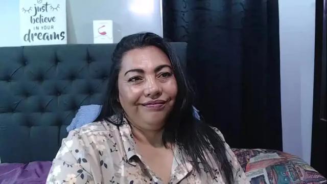 Image 2 of dihayara Stream on Chaturbate on 4 months ago