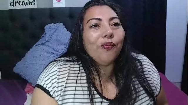 Image 11 of dihayara Stream on Chaturbate on 8 months ago