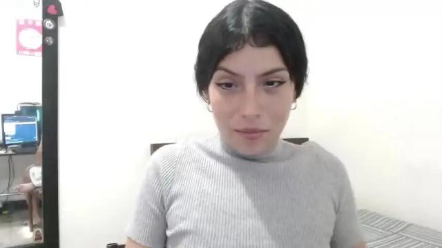 Image 3 of dika_369 Stream on Chaturbate on 21 months ago